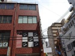 ����ӥ� 3����¦