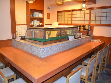 新居第9レジャービル 1階