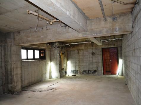 新居第8レジャービル 5-2号