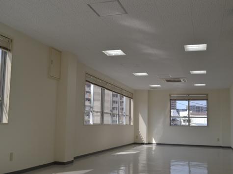 第2東洋ビル 301号