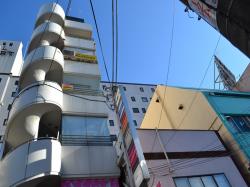 ����ӥ� 401��