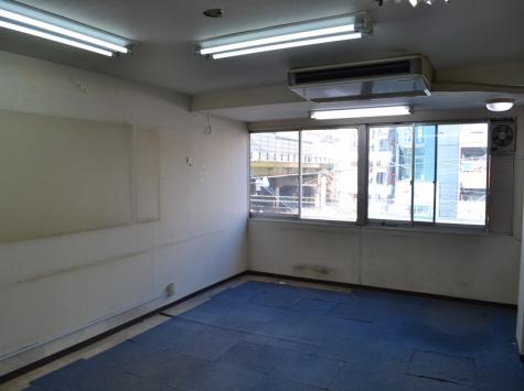 ���󿼰�ӥ� 302�桦303��