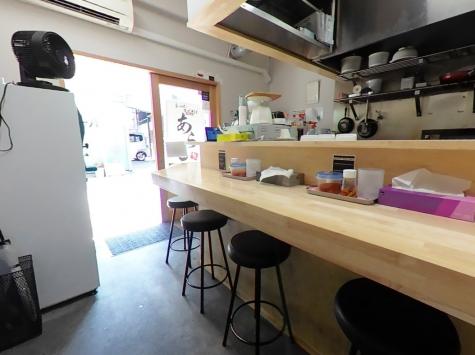 第2片岡ビル 102号