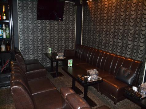 新居第9レジャービル 4-6・4-7