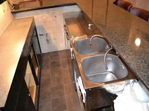 ����쥤��ܡ��ӥ�4����¦