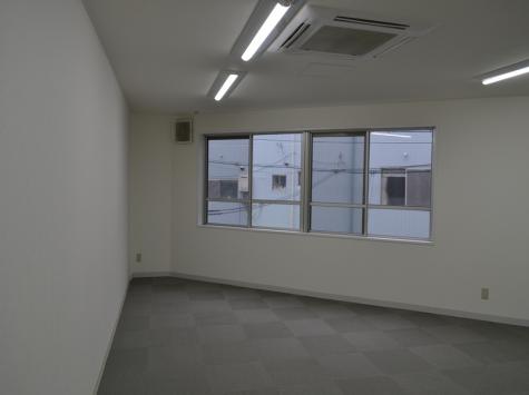 ��2���Υӥ�  202��